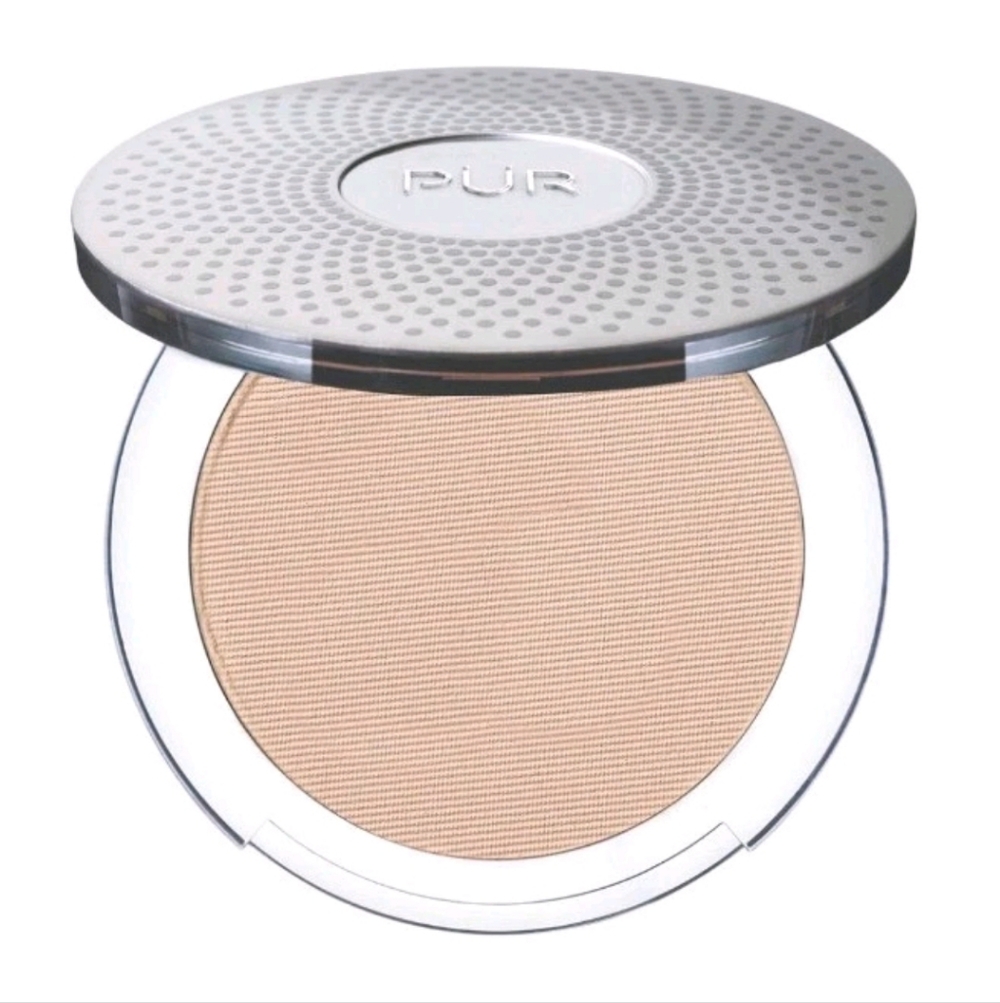 New PUR 4-in-1 Pressed Mineral Powder – LN6 Light